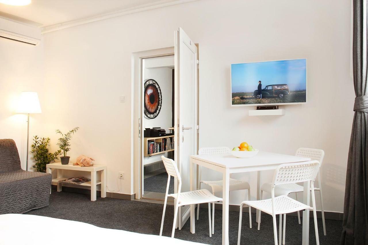 Floyd Room Zagreb Exterior foto
